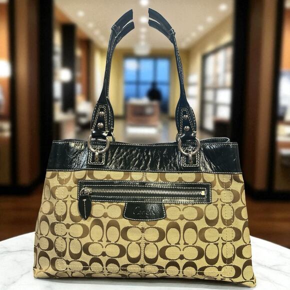 Coach Penelope Signature Canvas Tote/Shoulder Bag - Picture 1 of 9